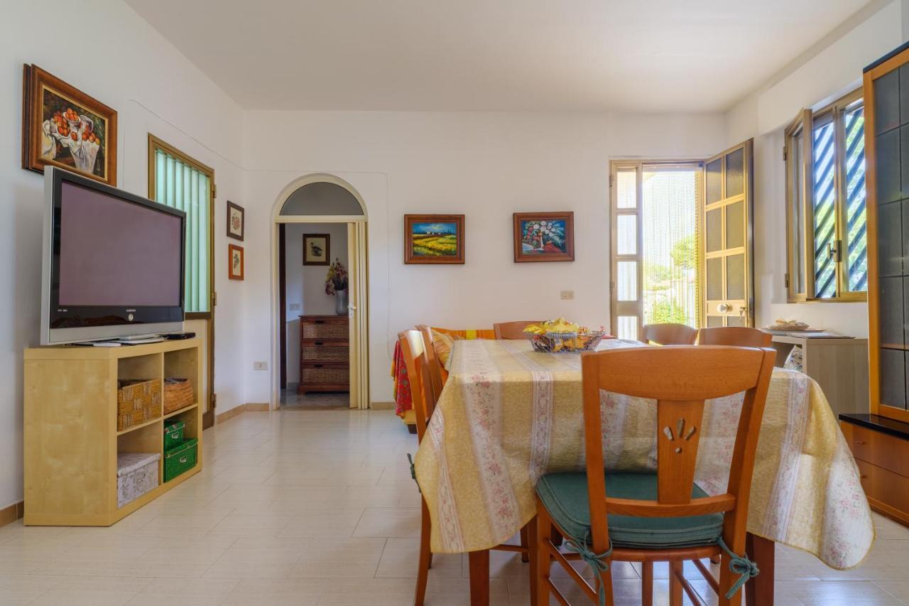 Villa Rita A 200M Dal Mare I Bacini Exterior foto